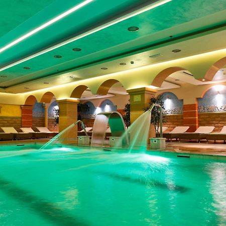 ไกอา พาเลซ Hotel มาร์มารี ภายนอก รูปภาพ